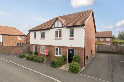 38 Badger Vale, Nottingham, NG8 2FH