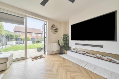 38 Badger Vale, Nottingham, NG8 2FH