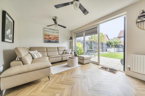 38 Badger Vale, Nottingham, NG8 2FH