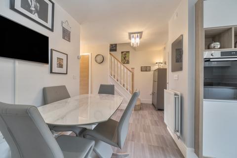 38 Badger Vale, Nottingham, NG8 2FH