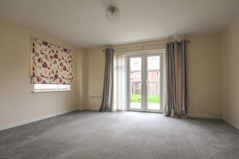 4 bedroom semi-detached house to rent, Oak Grove, Northampton