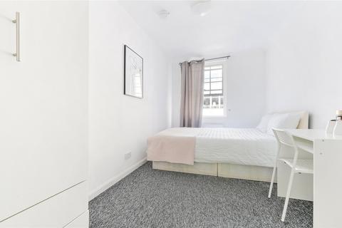 undefined, Warren Street, London, W1T