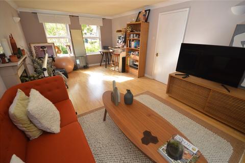 4 bedroom detached house for sale, Whitehaven, Luton, Bedfordshire, LU3