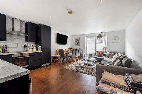 undefined, Lower Richmond Road, Richmond, Surrey, TW9 4PL