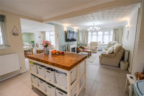 4 bedroom bungalow for sale, Torbay Drive, Grimsby, Lincolnshire, DN33