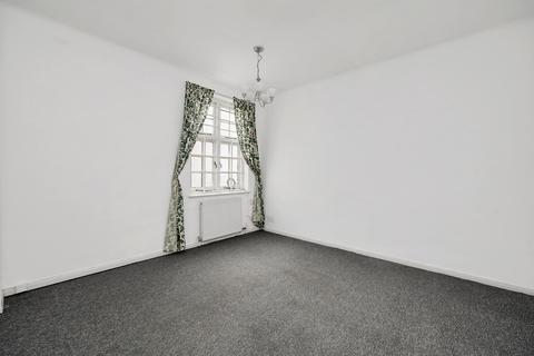 1 bedroom ground floor flat for sale, Grove End Road, NW8