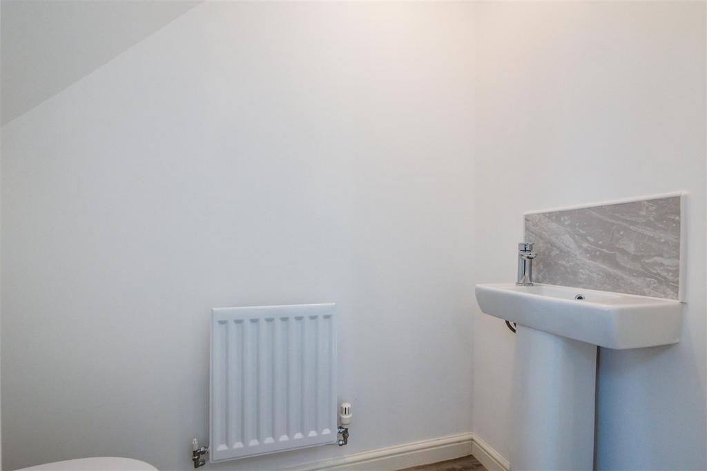 Downstairs WC .jpg