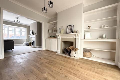 3 bedroom semi-detached house for sale, Horsewell Lane, Wigston LE18