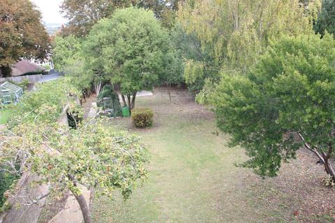 6 bedroom detached house for sale, Ashburnham Gardens, Eastbourne, BN21 2NA