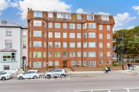 2 bedroom apartment for sale, Queen's Keep, Southsea PO5