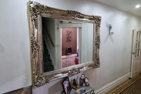 4 bedroom semi-detached house for sale, Windsor Avenue, Leicester, LE4