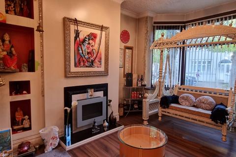 4 bedroom semi-detached house for sale, Windsor Avenue, Leicester, LE4