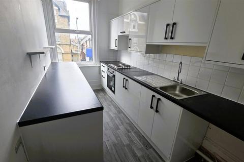 1 bedroom flat to rent, St. Mildreds Road, Westgate-On-Sea