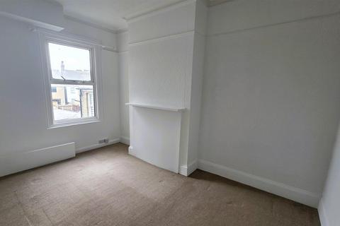 1 bedroom flat to rent, St. Mildreds Road, Westgate-On-Sea
