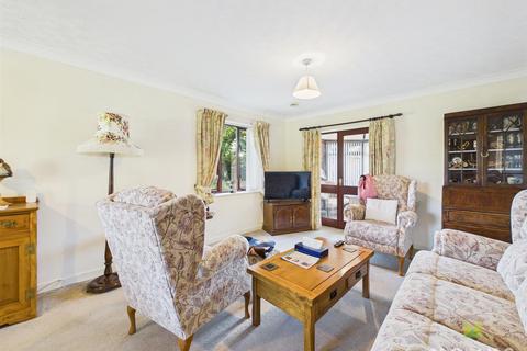 2 bedroom bungalow for sale, Twmpath Lane, Gobowen, Oswestry