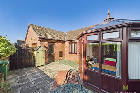 2 bedroom bungalow for sale, Twmpath Lane, Gobowen, Oswestry