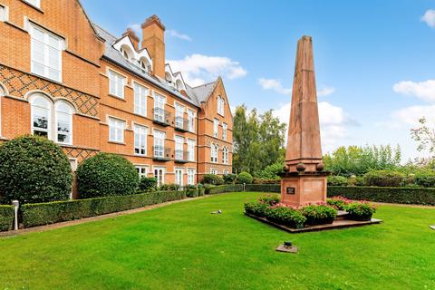 2 bedroom flat for sale, Holloway Drive, Virginia Water