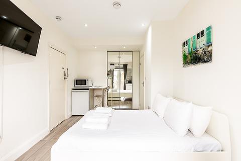 undefined,  North End Road, London SW6