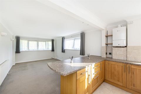 undefined, Crosthwaite Court, Harpenden