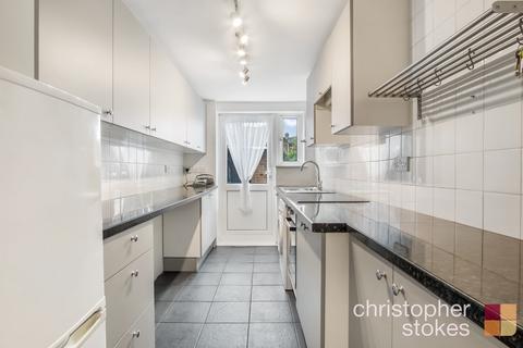 2 bedroom ground floor flat for sale, Shaw Close, Cheshunt,Hertfordshire, EN8 0HD
