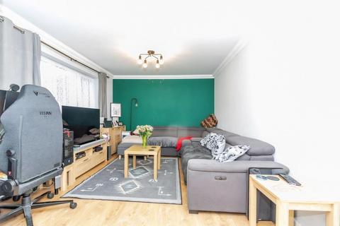undefined, Selsdon Avenue, Reading RG5