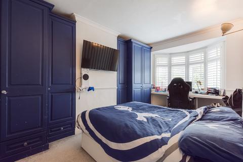 125 Wellington Avenue, Sidcup, DA15 9HB