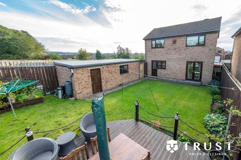 3 bedroom detached house for sale, Moat Hill Farm Drive, Birstall, WF17