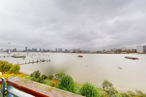undefined, Mudlarks Boulevard, London, SE10