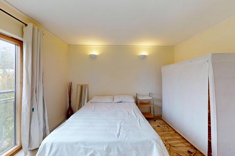 undefined, Mudlarks Boulevard, London, SE10
