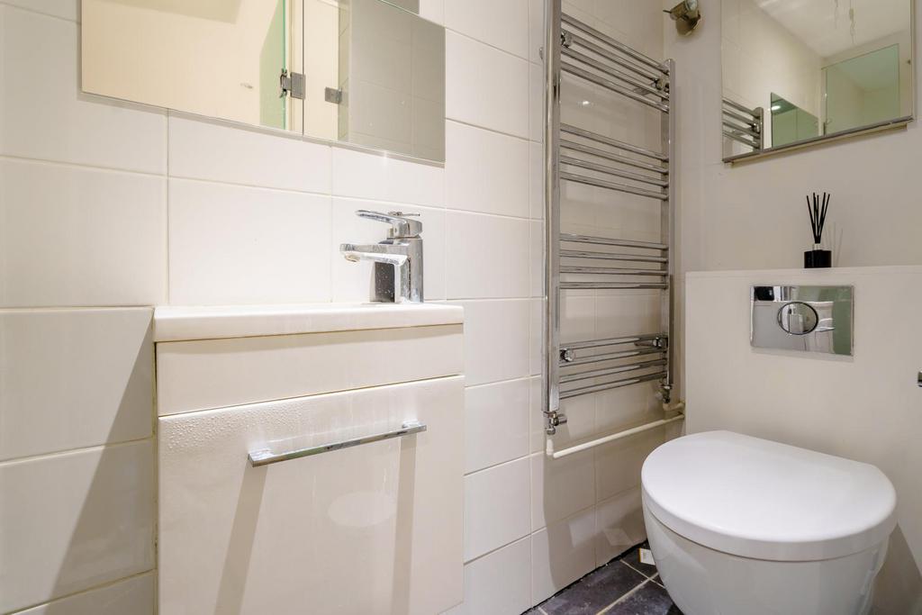 8407023-interior16-800.jpg