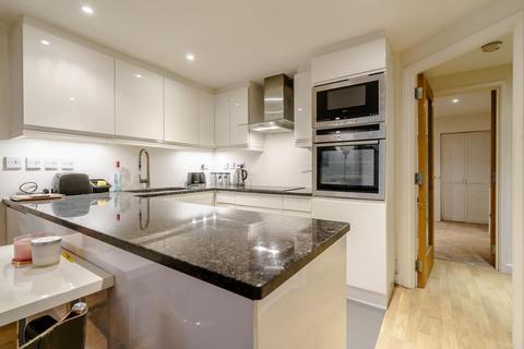 2 bedroom flat to rent, Greenwich South Street, London