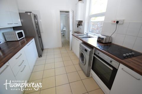 5 bedroom terraced house to rent, Watford Street, Stoke-On-Trent ST4