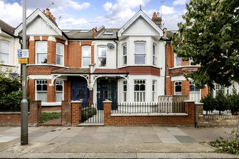 26 Revelstoke Road, London, SW18 5PD
