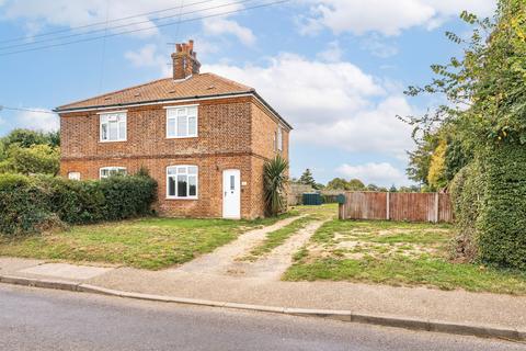 undefined, Holt Road, Edgefield