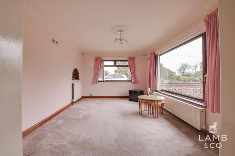 3 bedroom detached bungalow for sale, St. Johns Road, Clacton-On-Sea CO16