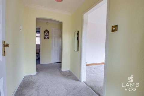 3 bedroom detached bungalow for sale, St. Johns Road, Clacton-On-Sea CO16