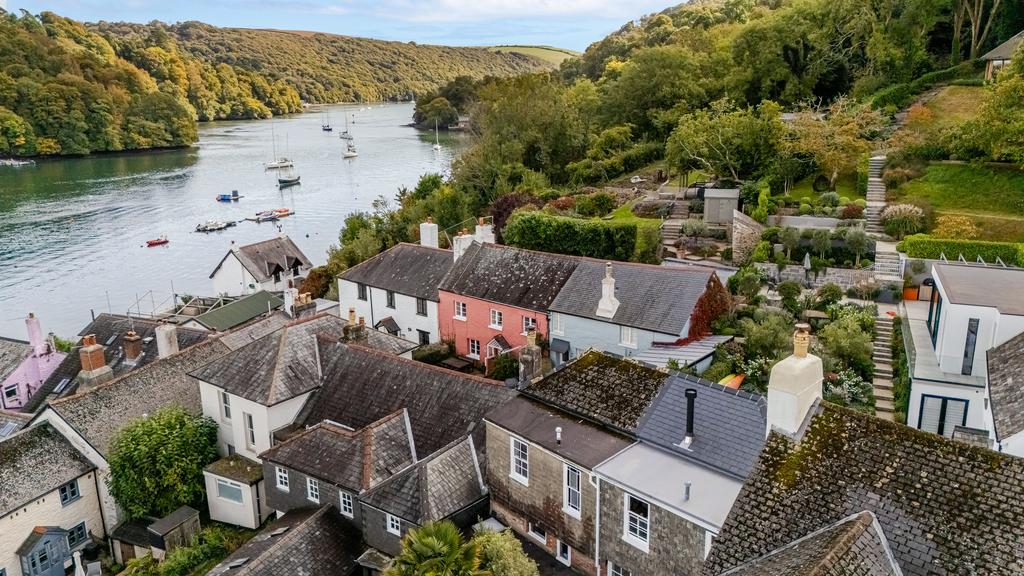 8 Drone Rear & River Dart Cottage Manor Street Dit