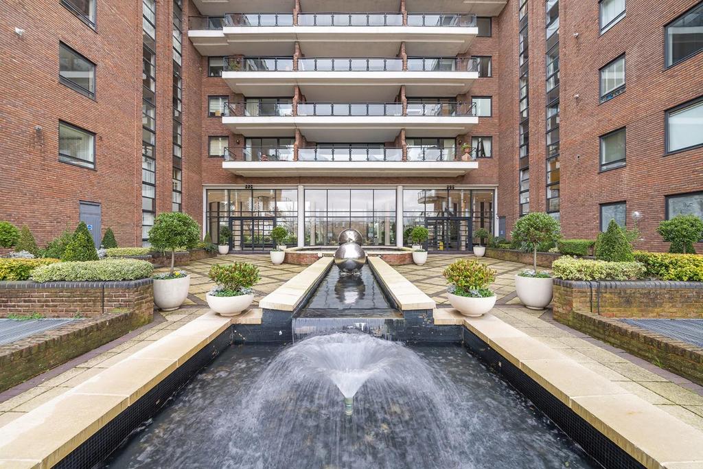 Communal Grounds (2).JPG