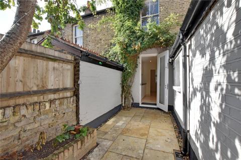 9 Trinity Grove, London, SE10 8TE