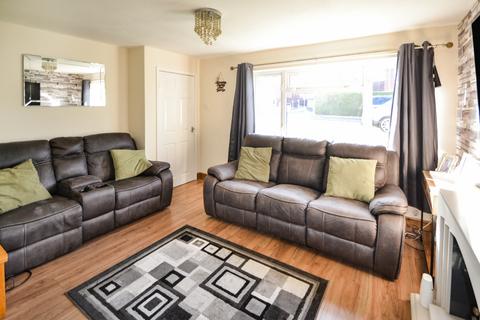 3 bedroom semi-detached house to rent, Prestage Close, Broseley