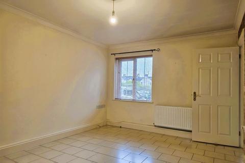 undefined, The Avenue, Llwynhendy