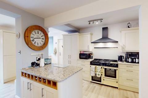 3 bedroom semi-detached house for sale, Salford Road, Bolton, BL5