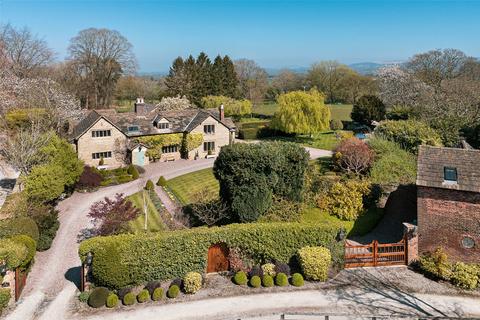 4 bedroom detached house for sale, Wilmslow Road, Mottram St. Andrew, Macclesfield, Cheshire, SK10