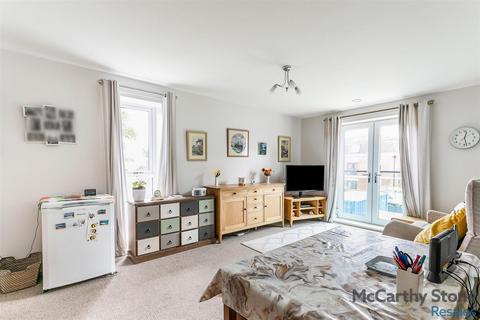1 bedroom apartment for sale, Elm Tree Court, High Street, Huntingdon