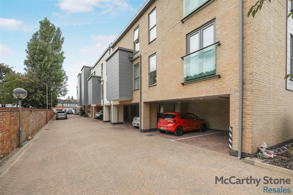 9elmtreecourt-20.jpg