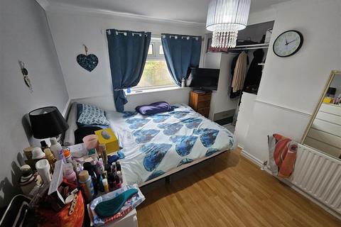 undefined, Lauriston Close, Caerau, Cardiff
