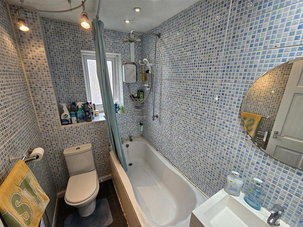 Bathroom W.C.