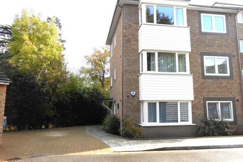 27 Ash Tree Close, Surbiton, KT6 5BQ