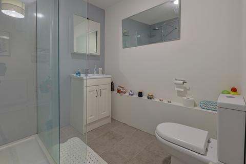27 Ash Tree Close, Surbiton, KT6 5BQ