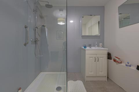 27 Ash Tree Close, Surbiton, KT6 5BQ